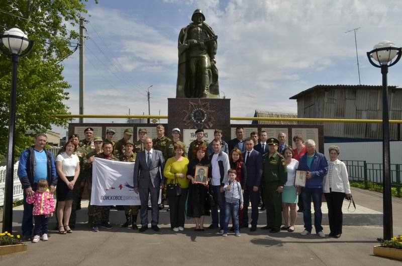 Вручение медальона В.М.Макарова. г.Заинск, Татарстан, 27.05.2017.