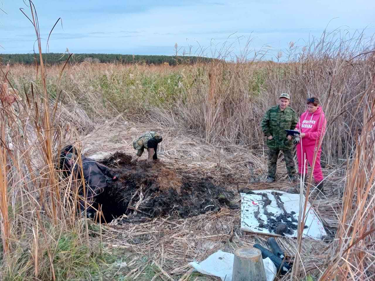    ,      19181922 . . 2025 .