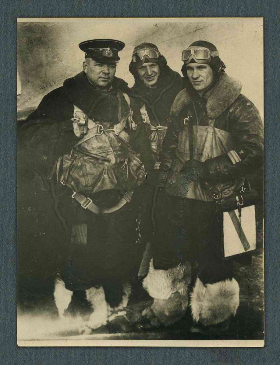 Поисковики установили экипаж Героя Советского Союза Гречишникова.
Киришский район Ленинградской области - Республика Татарстан. 2025 г. Поисковики установили экипаж Героя Советского Союза Гречишникова.
Киришский район Ленинградской области - Республика Татарстан. 2025 г.